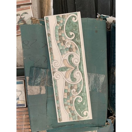Green/Cream Mosaic Style Border Tile 280x90mm