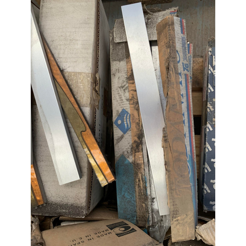 Metallic Flat Border Tile 30x298mm