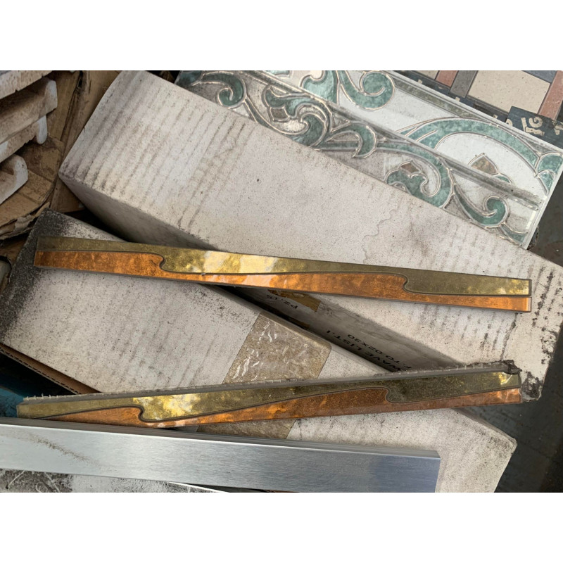Gold/Bronze Wave Effect Border Tile 300x20mm