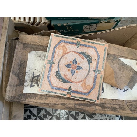 Square Floral Design Border Tile 140x140mm