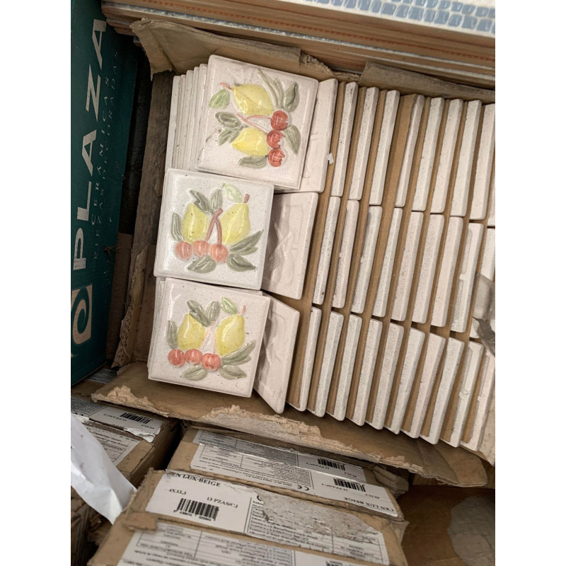 Pear Square Border Tile 100x100mm