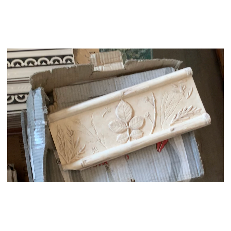 Ivory 13x31.6 Border Tile