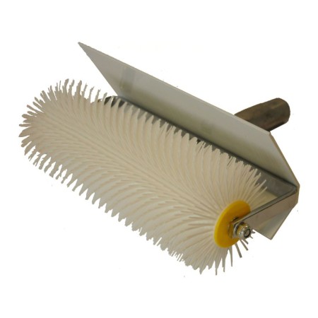 Spiked Screed Roller with Splash Guard — 250mm