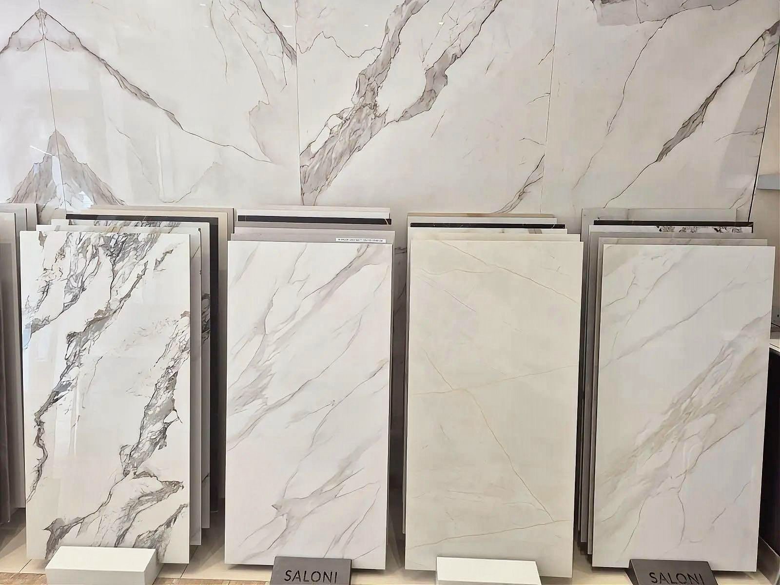 Marble-effect porcelain panels